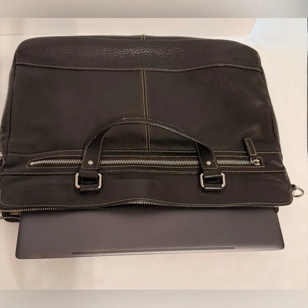 Levenger Dark Brown Leather Duffel Weekender Travel Carry On Fits 16” Laptop